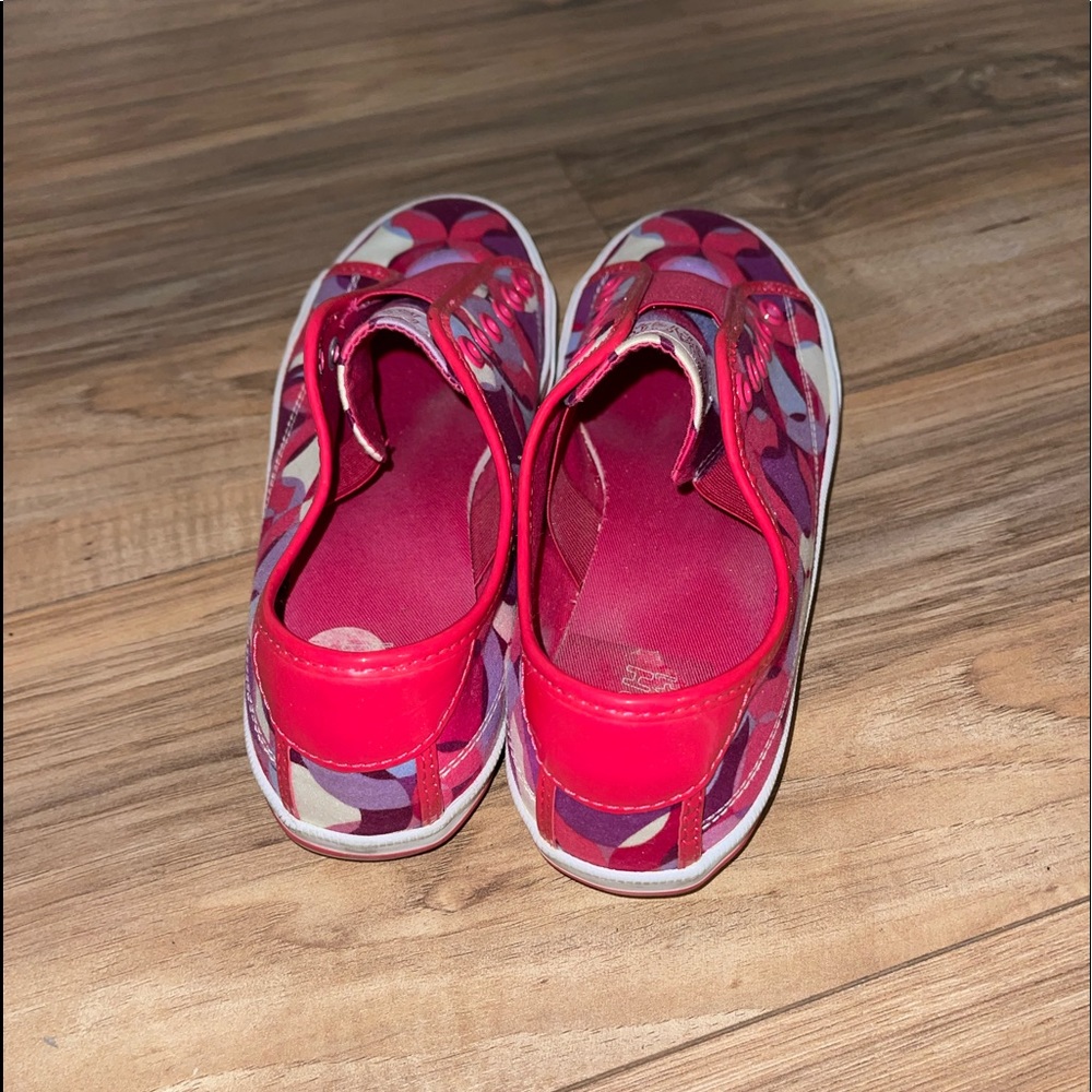 Coach Low Top Sneakers - Picture 4 of 4